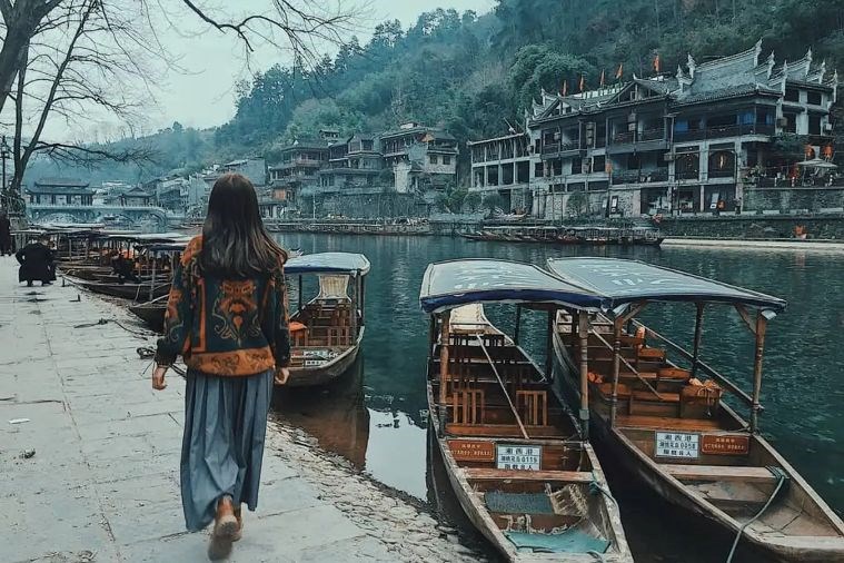 Tour Trương Gia Giới - Phượng Hoàng Cổ Trấn 6N5D Khởi Hành từ Hà Nội